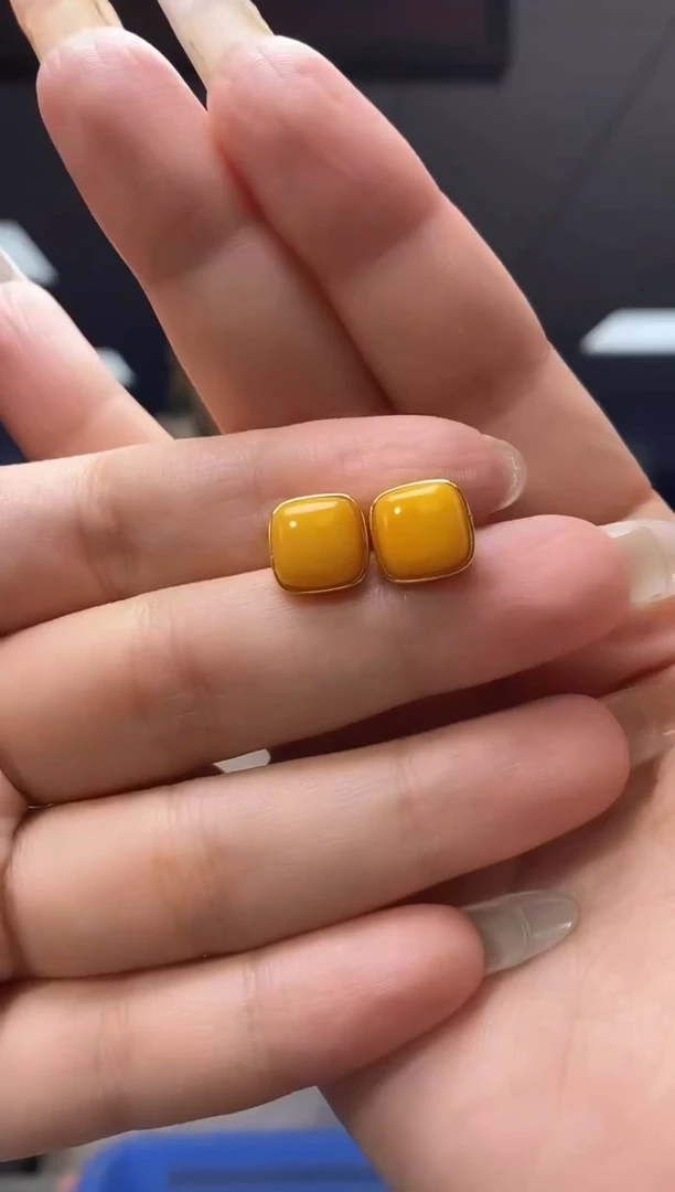 银S925镶嵌蜜蜡裸石EZ5043