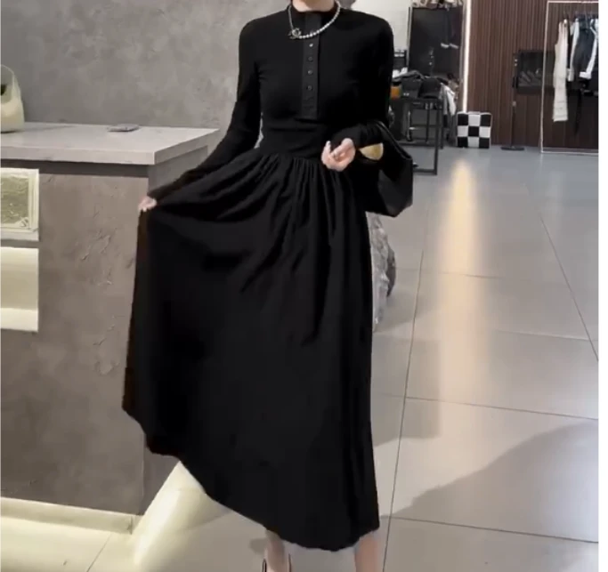 2025夏季新款网红同款洋气减龄气时尚连衣裙女漂亮心a11