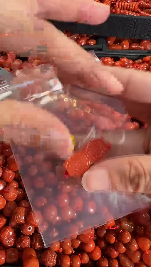 【闪购商品】南红玛瑙颈饰未镶嵌1