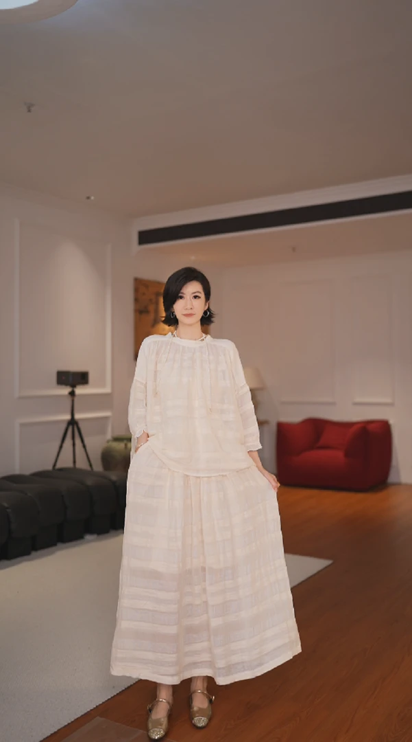 GU JIFEN｜纽约时报｜文艺刺绣宽松衬衫半裙套装 8615+8616