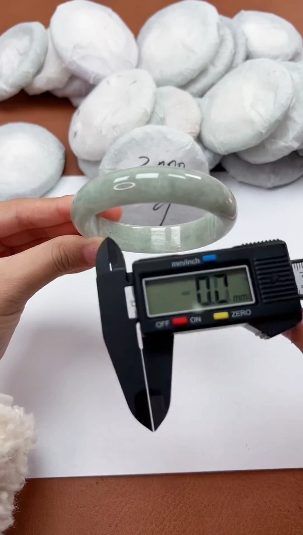 精美手镯，一物一拍M001