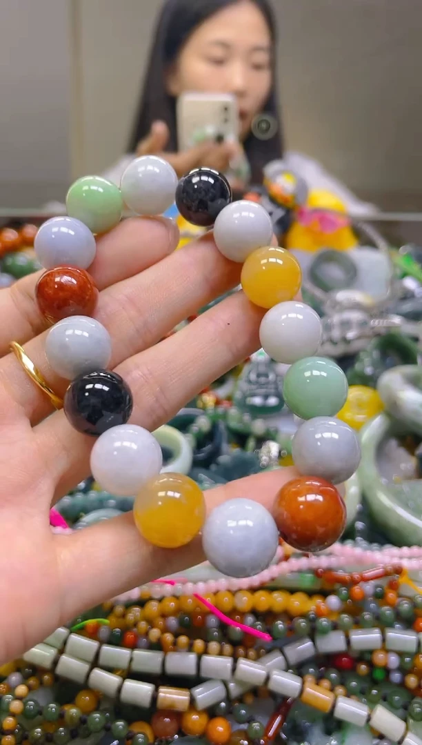翡翠未镶嵌颈饰13MM/G/翡翠A货，一件也是批发价