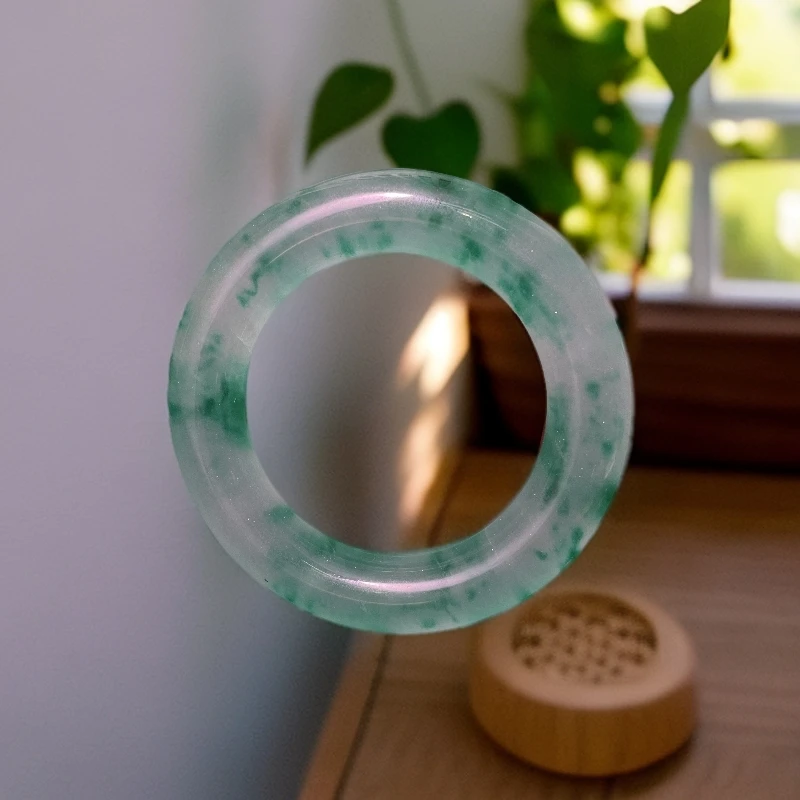 时尚百搭精美飘翠胖圆条手镯（直播间为准）