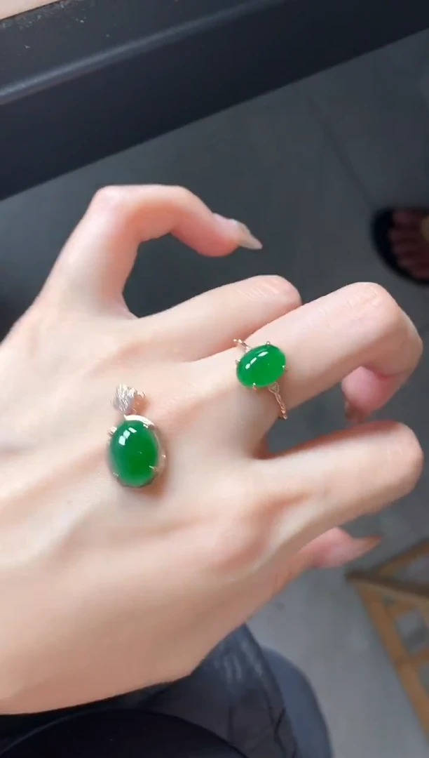 银S925镶嵌戒指翡翠51511