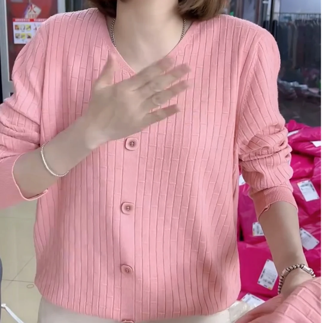 【断色清】V领针织衫春季穿搭不起球长袖上衣女显瘦气质时尚