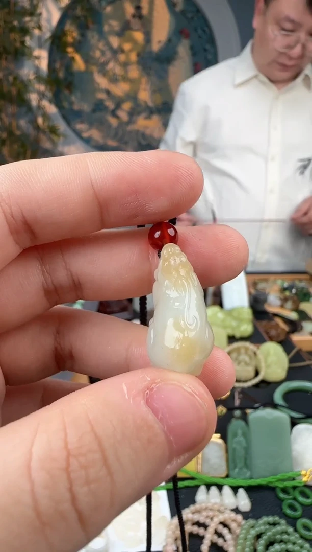 颈饰未镶嵌和田玉和田玉