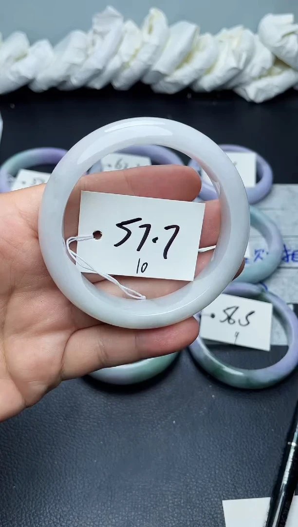 未镶嵌手镯翡翠10