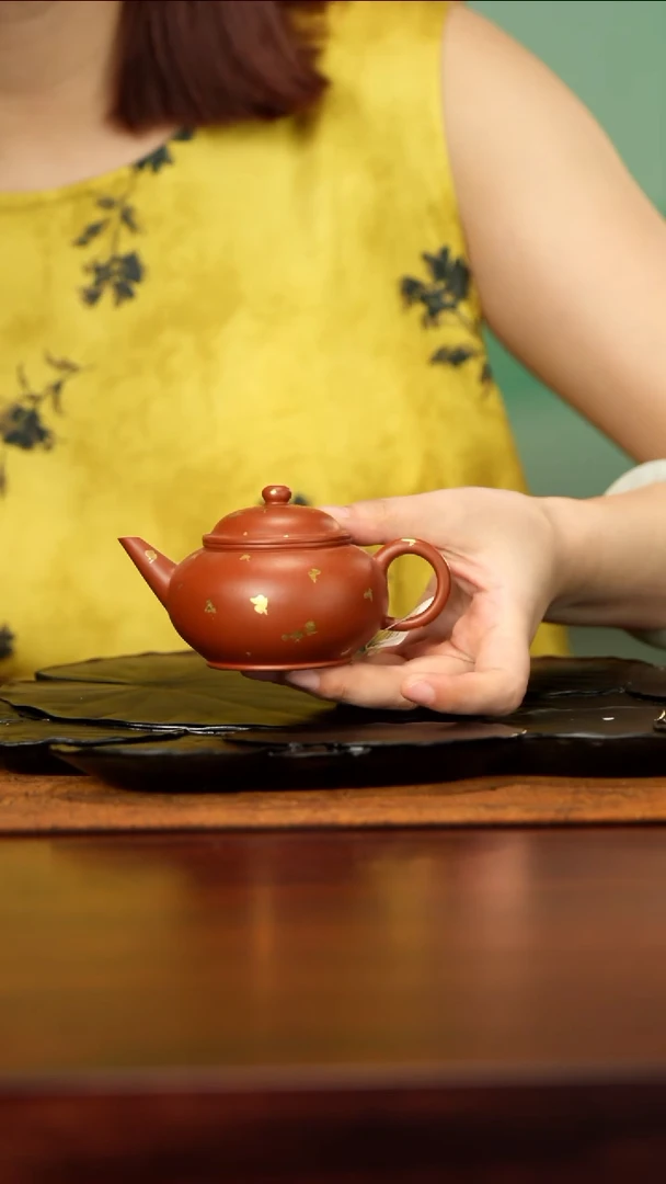 93号TT朱泥洒金水平130cc