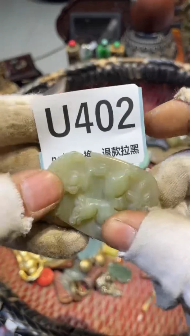 陶瓷李*近表妹直播链接火爆