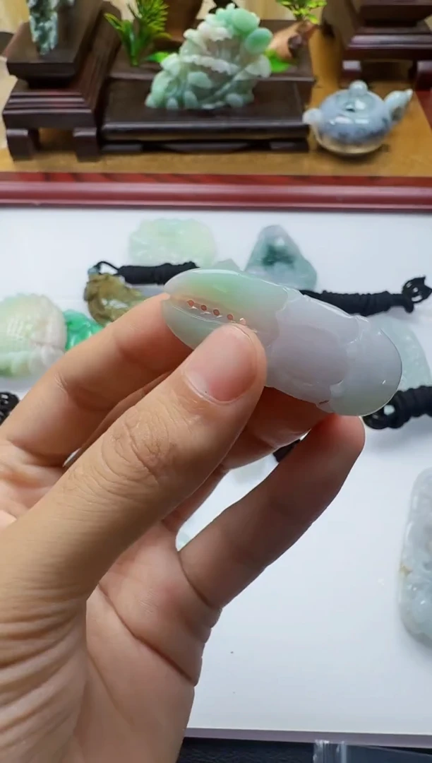 吊坠(不含链)未镶嵌翡翠1
