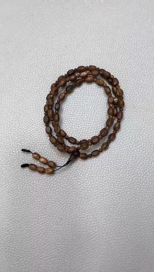 【闪购商品】沉香手串棋楠留疤虫漏随型小多圈多样性发其一