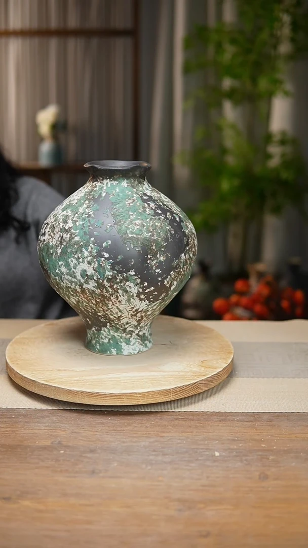 【闪购商品】陶瓷 花器涂鸦绿灯笼