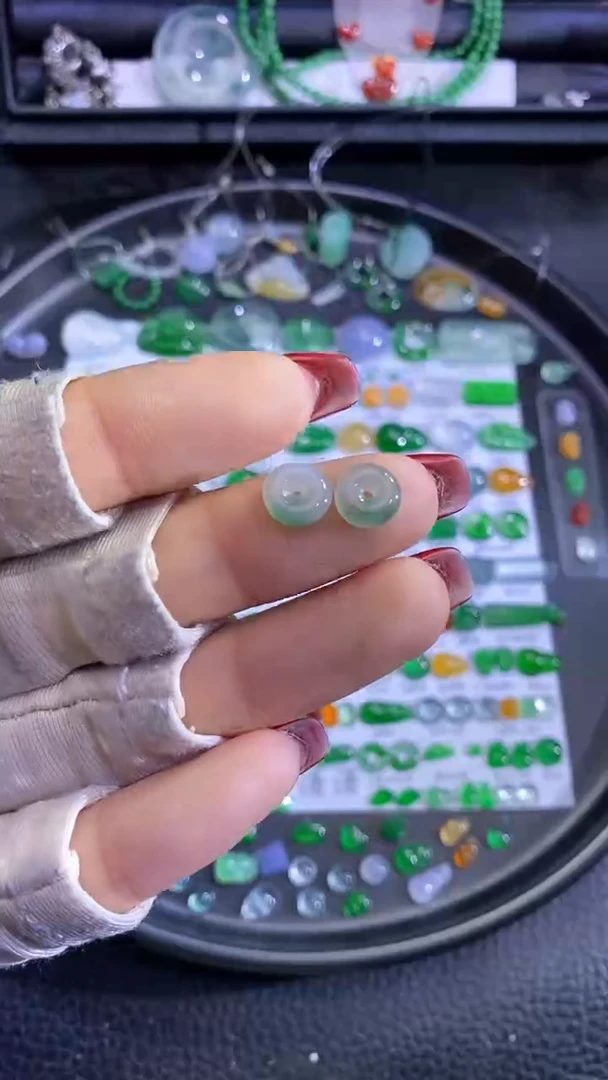 未镶嵌挂件翡翠扣子