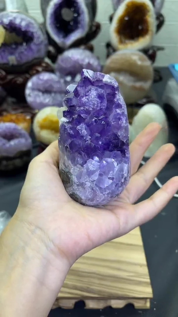 未镶嵌大型摆件（非配饰）紫晶447号摆件