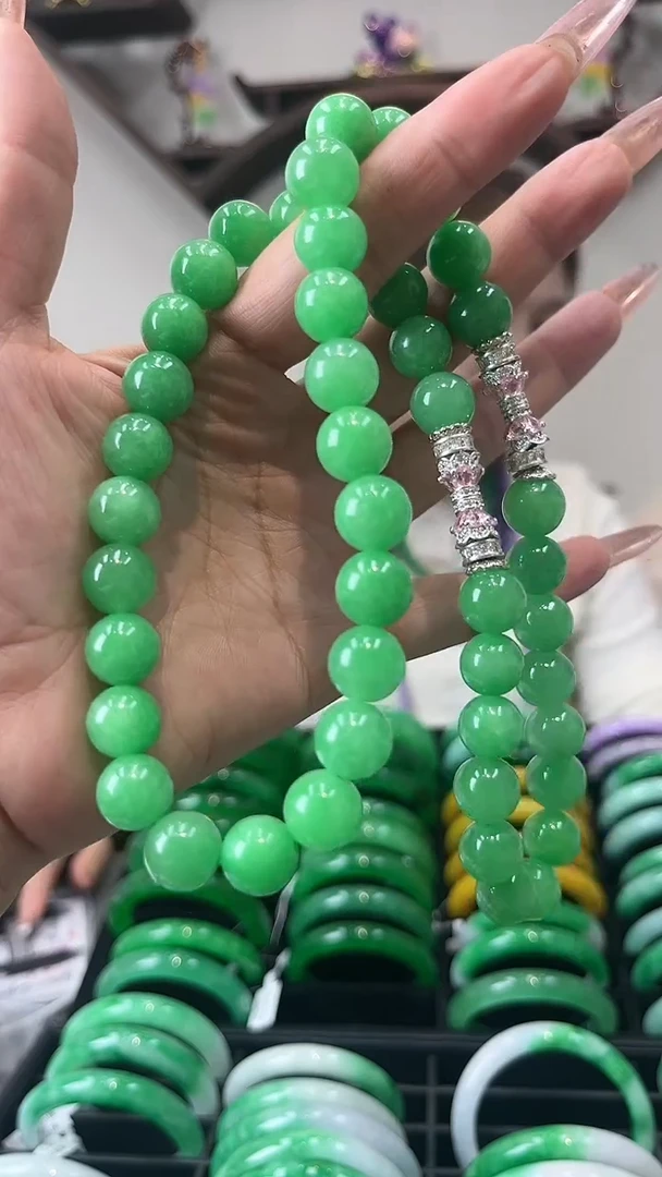 【闪购商品】砖雕闪49 果阳绿项链