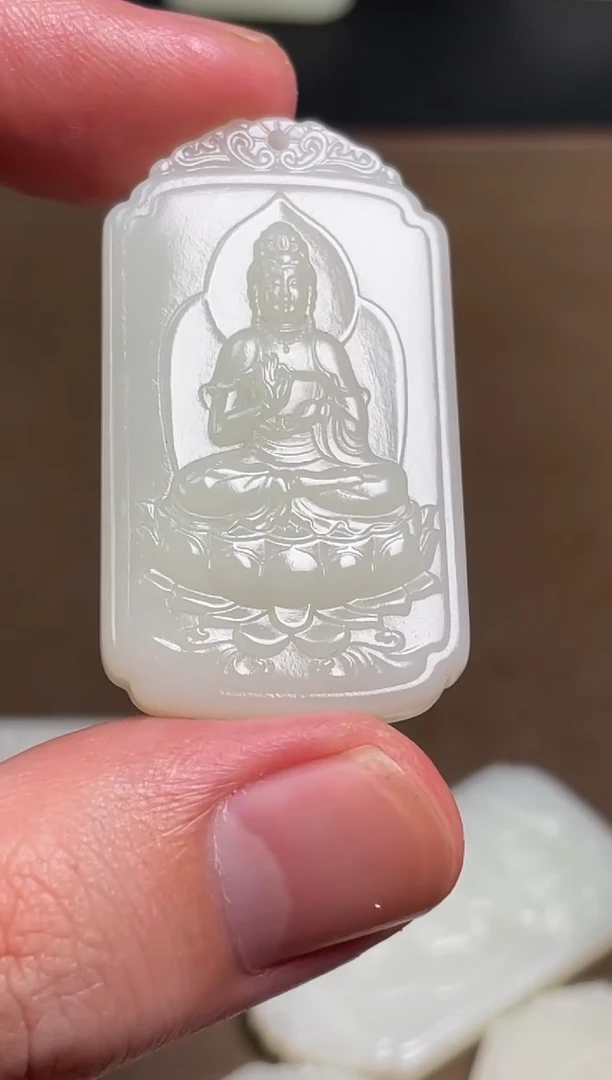 颈饰未镶嵌和田玉20