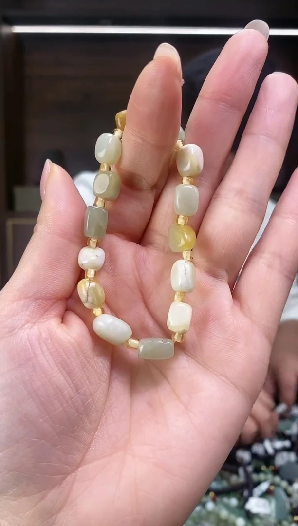 【闪购商品】和田玉颈饰未镶嵌多样性发货，拍一发一