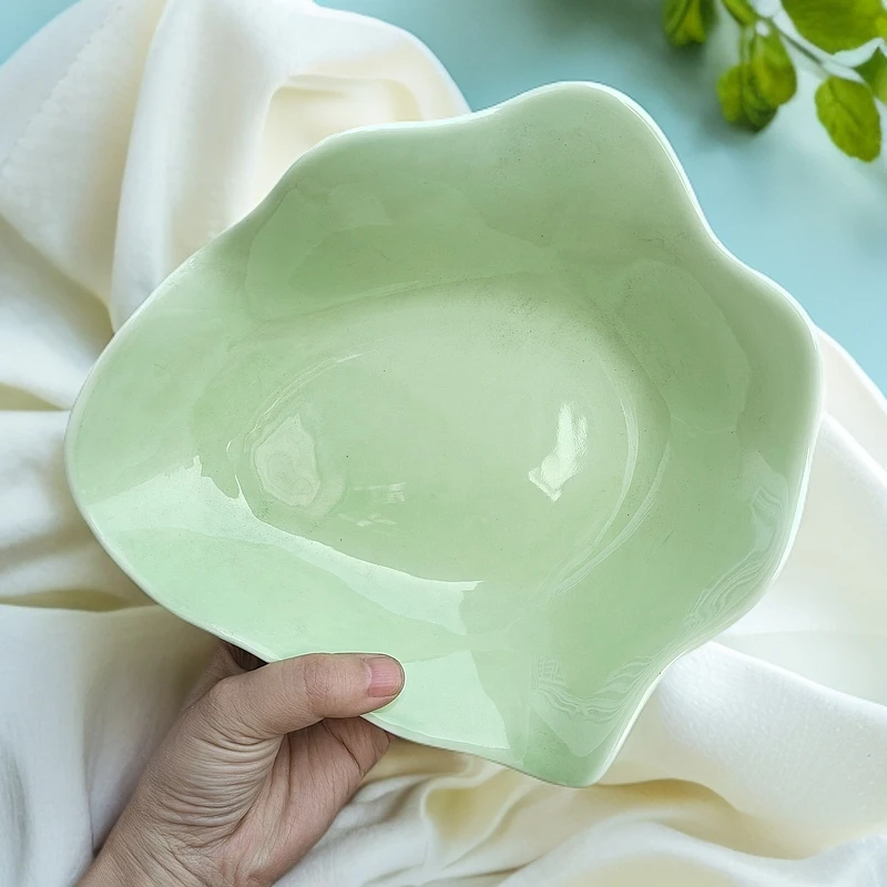 657绿色青瓷异型釉下彩餐具陶瓷小清新8.5寸
