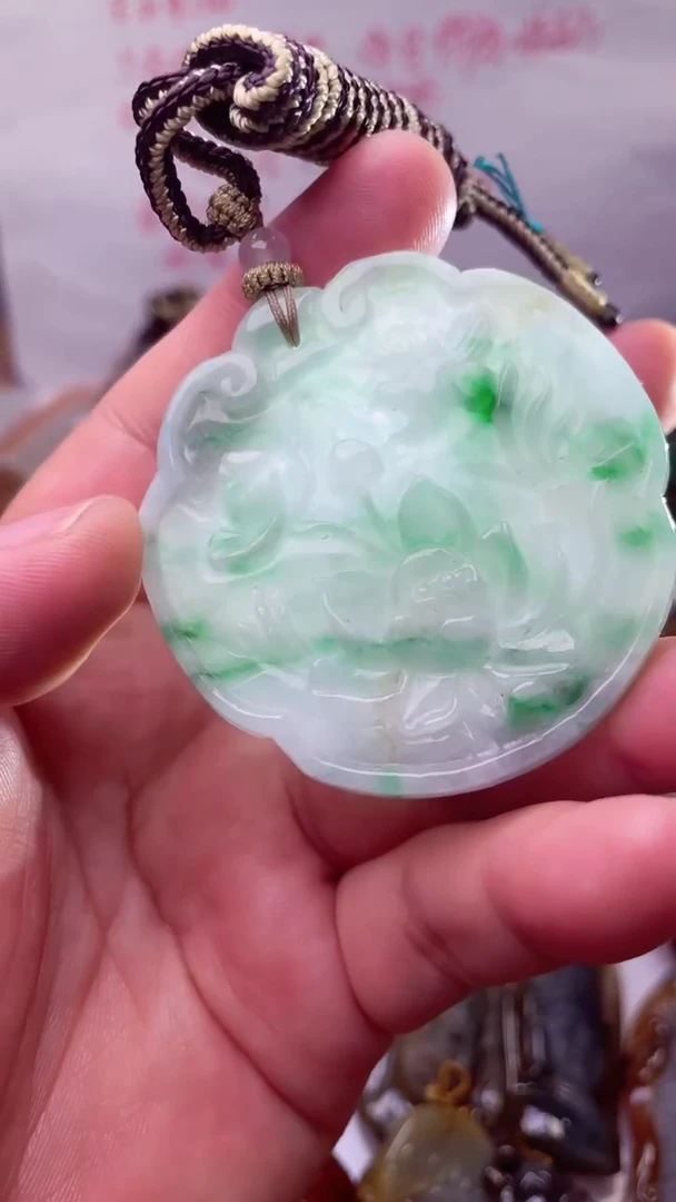 颈饰未镶嵌翡翠花开富贵