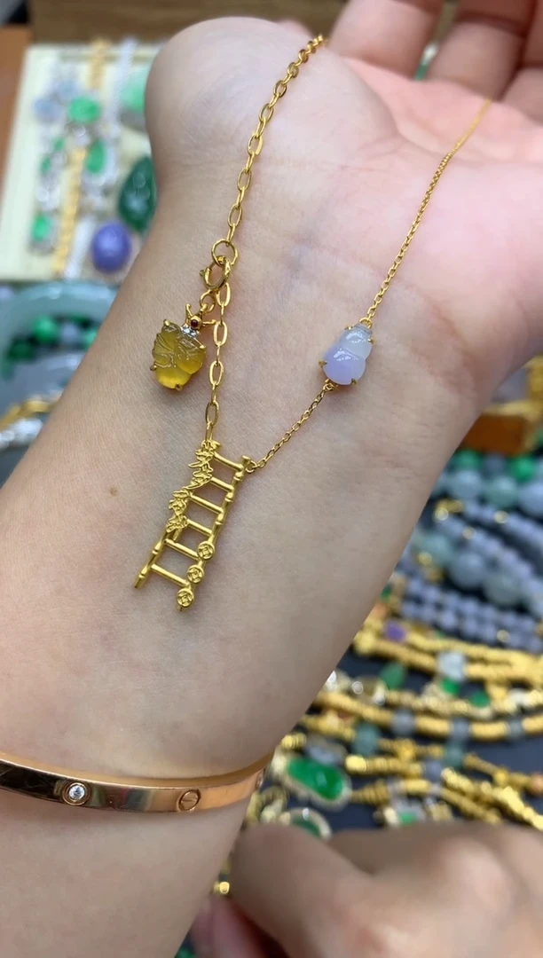 翡翠18K金镶嵌颈饰385-中国好珍宝