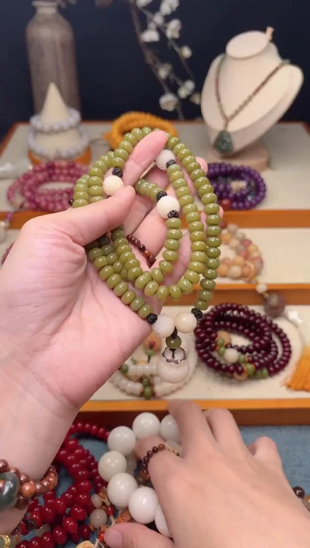 手串白玉菩提钱袋