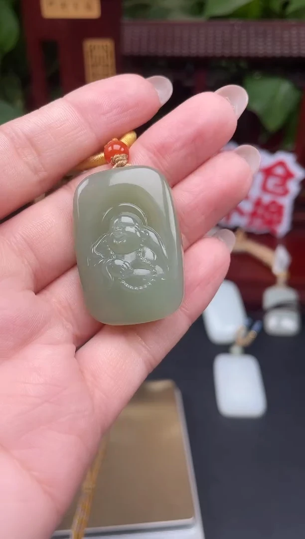 颈饰未镶嵌和田玉吊坠TH105