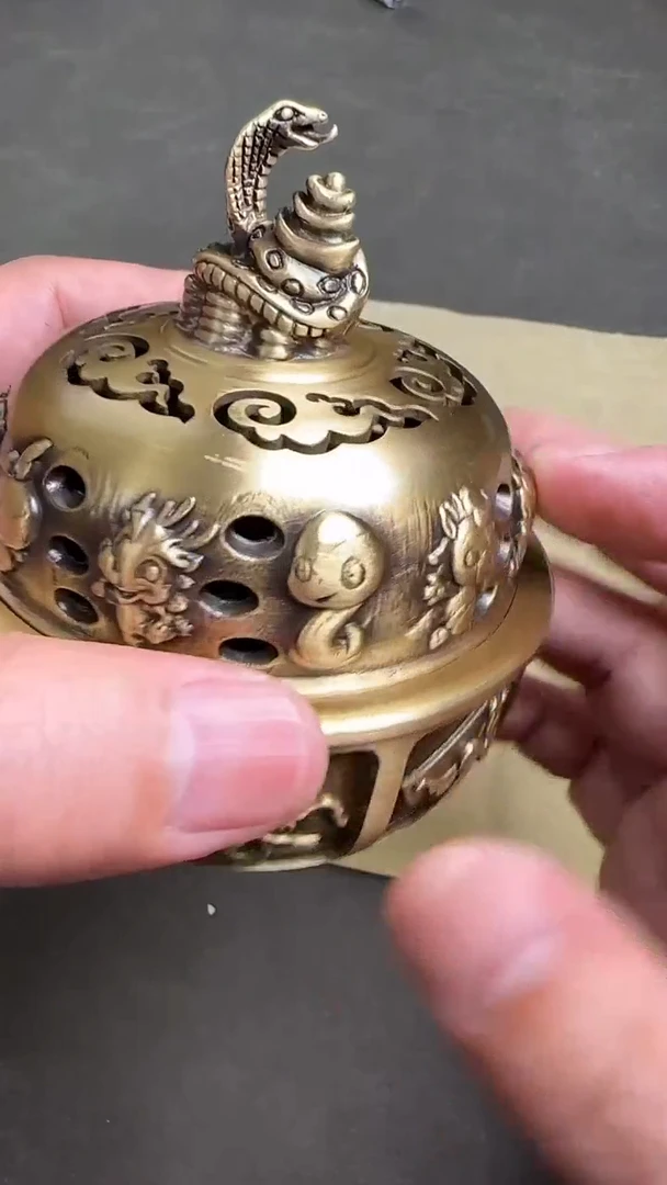 【闪购商品】白玉菩提吊坠十二生肖炉炉