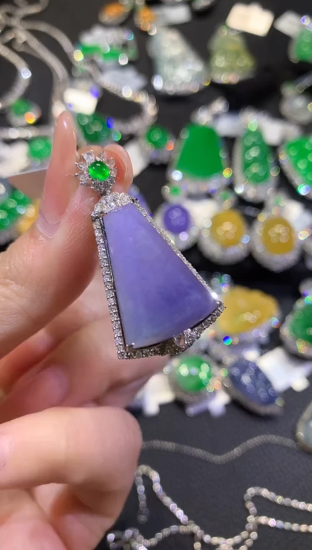 【闪购商品】翡翠吊坠(不含链)18K金镶嵌141-无事牌