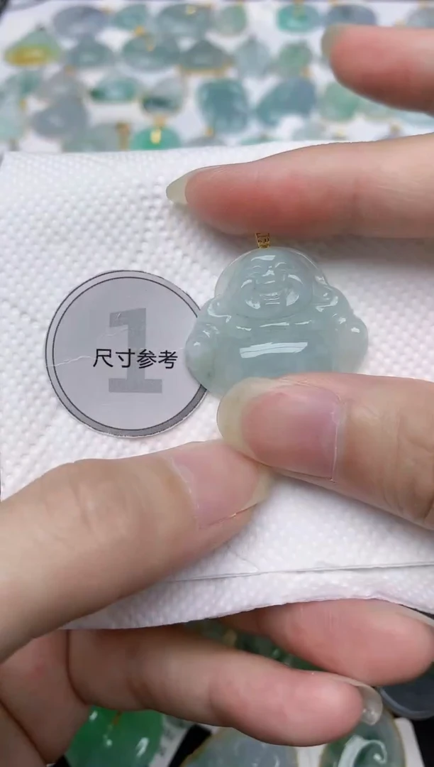 翡翠18K金镶嵌颈饰天然A货翡翠