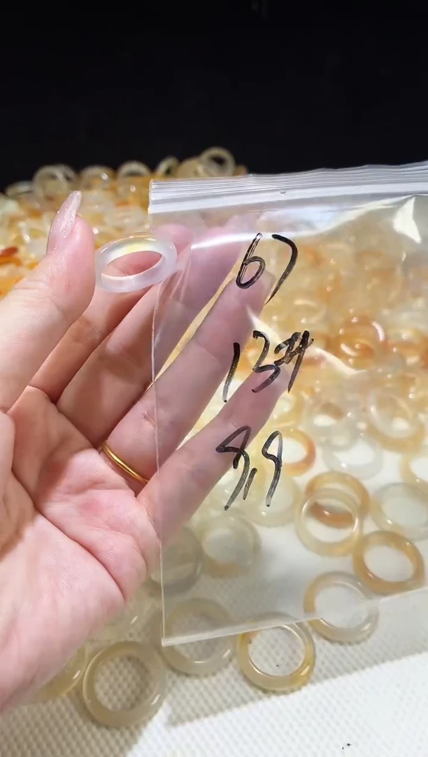 未镶嵌戒指玛瑙/玉髓67