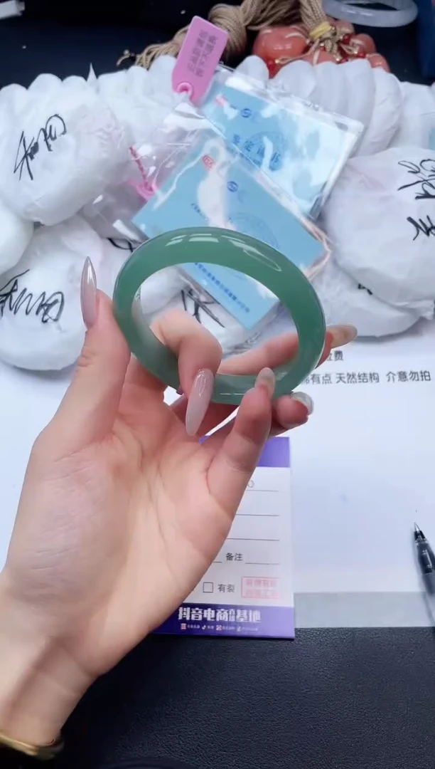 未镶嵌手镯石英质玉9Q30-55