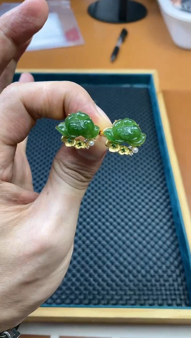 【闪购商品】和田玉（碧玉）其它未镶嵌多样性发货一个