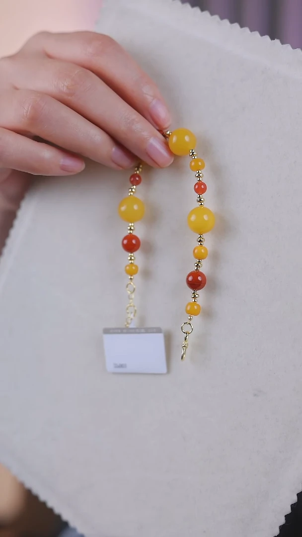 【闪购商品】蜜蜡手链银S925镶嵌蜜蜡南红项链