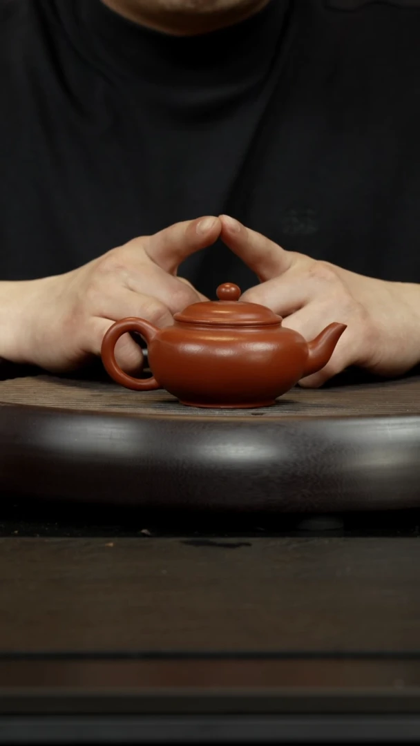 【闪购商品】紫砂茶杯鹅黄朱泥全手 扁樱壶