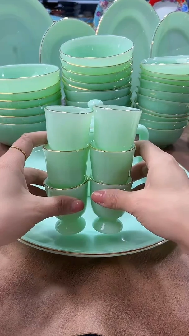 玉瓷高脚酒杯6只