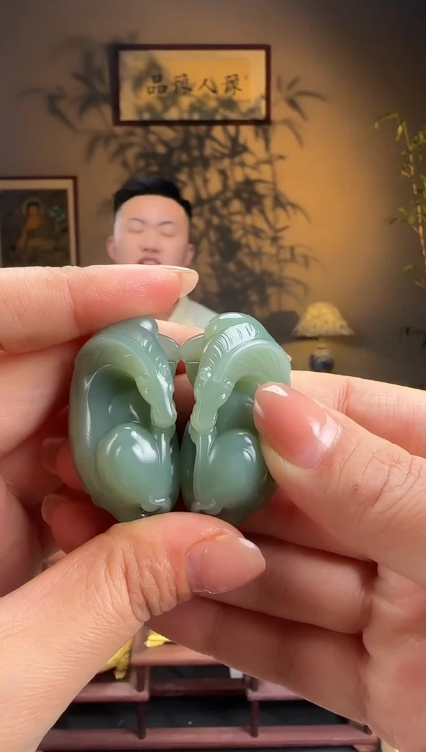 未镶嵌和田玉挂件f46鸭蛋青双马