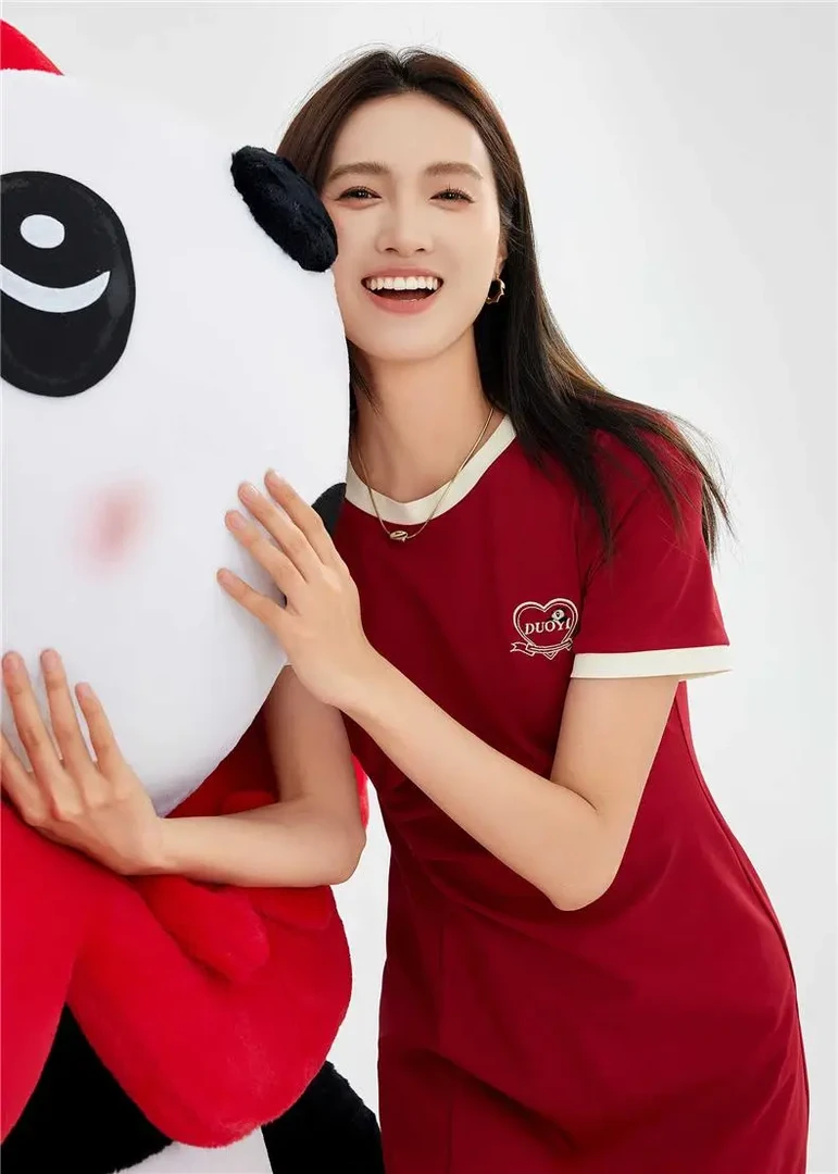 夏季运动风休闲风套头薄款女套装女装宽松红色透气运动休闲