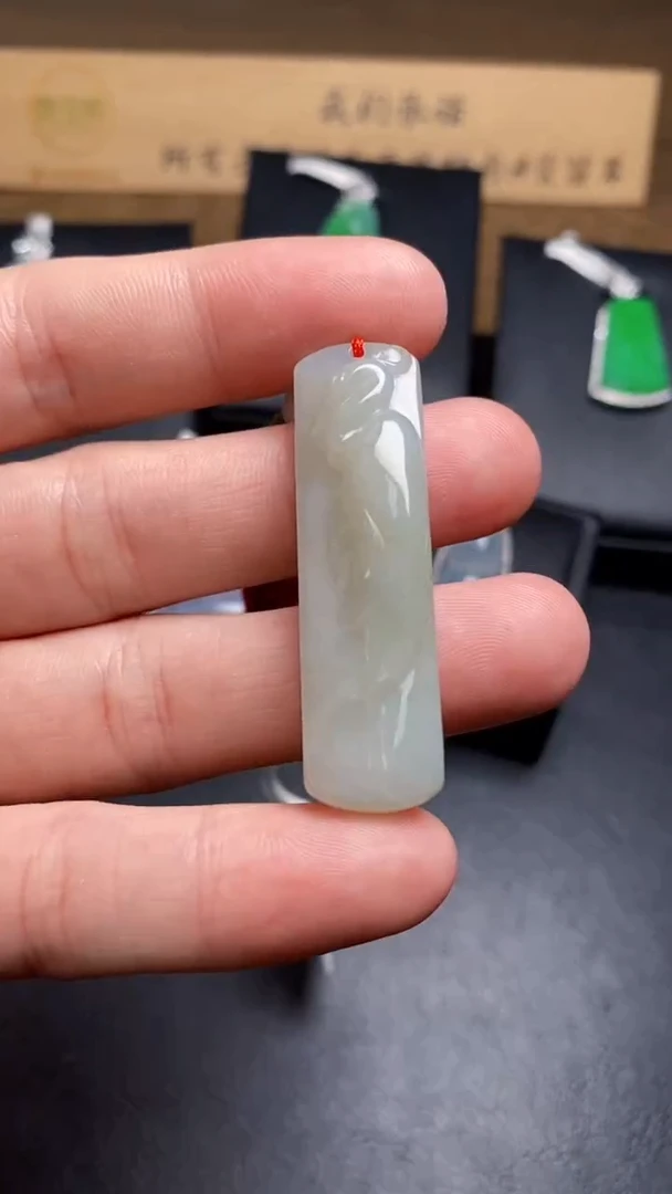 【闪购商品】翡翠颈饰未镶嵌翡翠