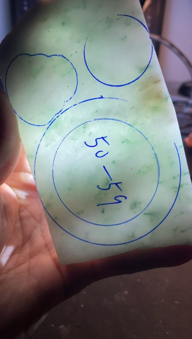 未镶嵌翡翠定制翡翠老*兔翡翠