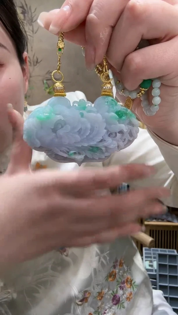 【闪购商品】翡翠颈饰未镶嵌吊坠