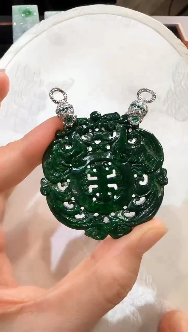 颈饰未镶嵌翡翠国风