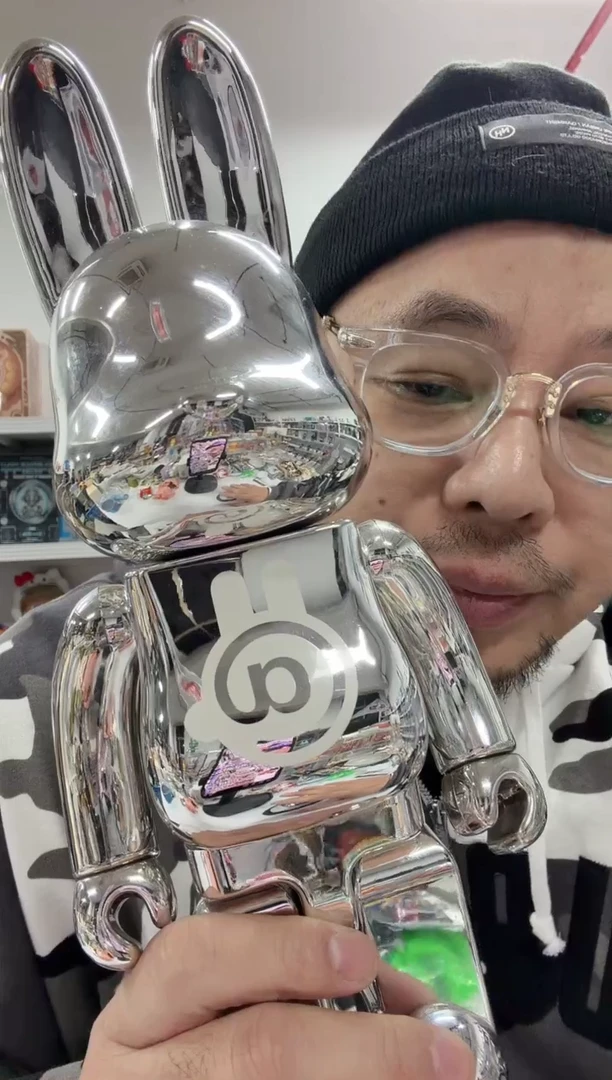 银色电镀兔400%一个