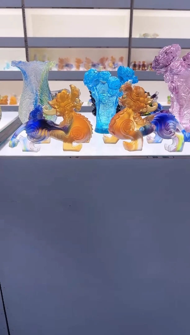 手工艺品琉璃多彩貔貅一对