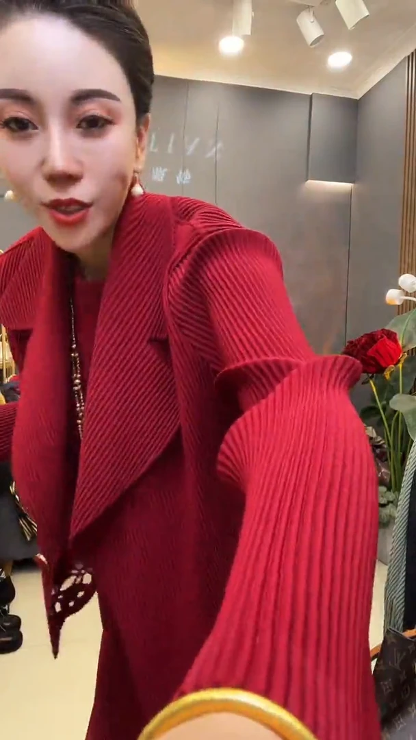 聚酯纤维（涤纶）红色 镂空套