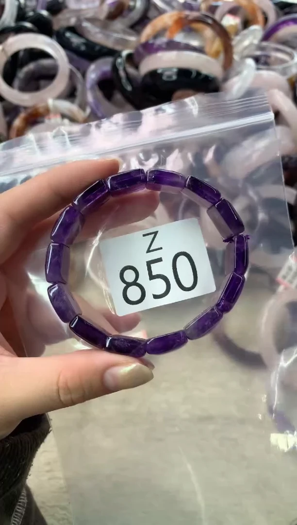 未镶嵌珠宝半成品水晶（多样性发货）850