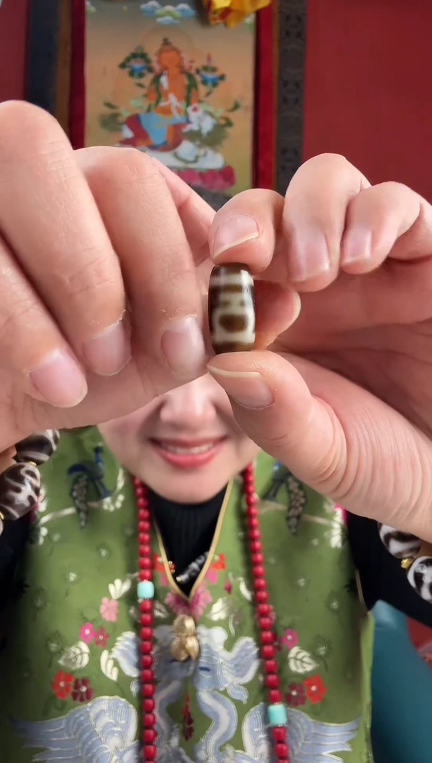 无非金属糖*甜藏地黑白古珠