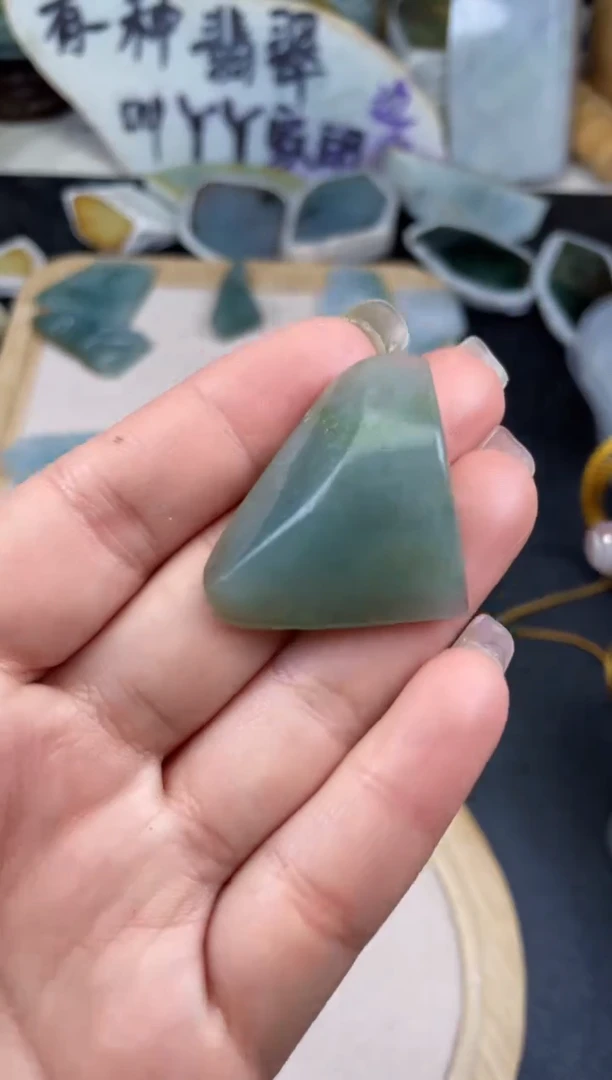 【闪购商品】翡翠颈饰未镶嵌缅甸天然翡翠78