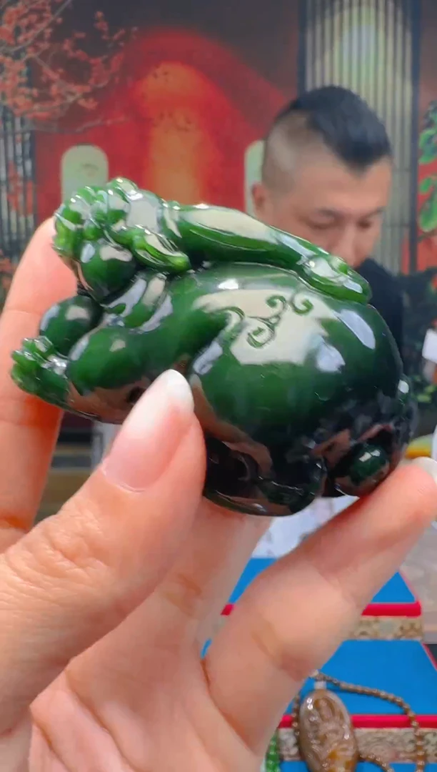 定制和田玉名家匠心馆和田玉多样性发一