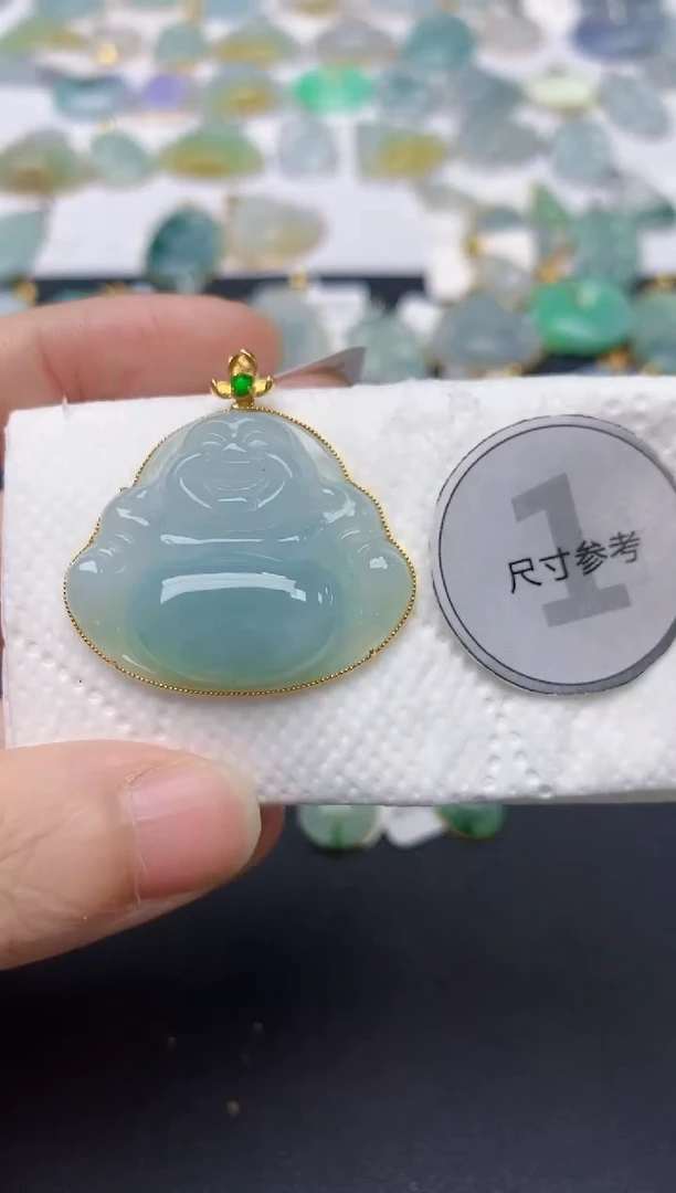 翡翠18K金镶嵌颈饰天然缅甸A货翡翠