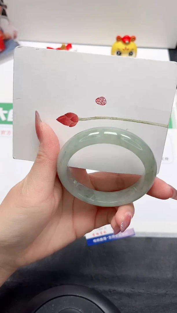 【闪购商品】石英质玉手镯未镶嵌242-56